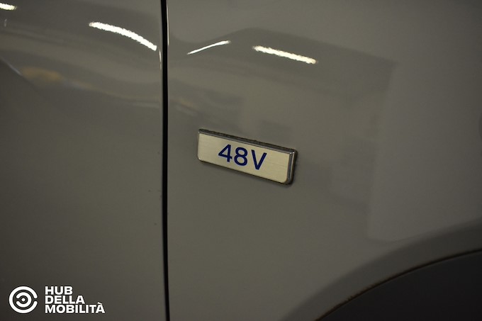 HYUNDAI Kona 1.6 CRDI Hybrid 48V DCT XLine